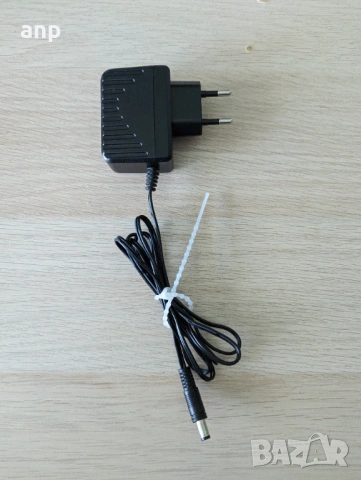 Захранващ адаптер (зарядно) 5V 2.0A 10W