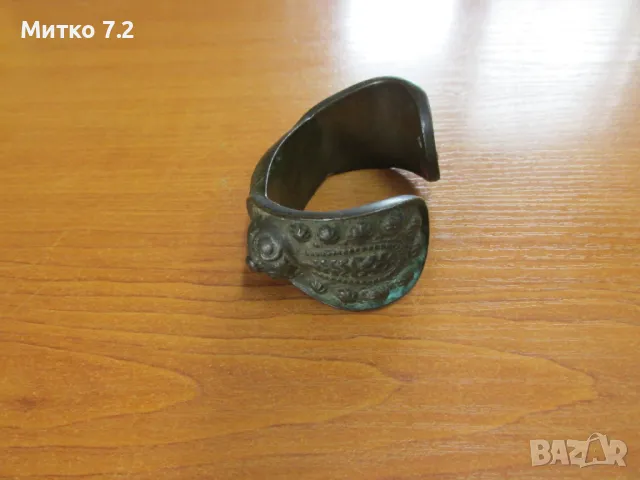 Стара автентична  възрожденска гривна - рогатка, снимка 3 - Антикварни и старинни предмети - 50335747