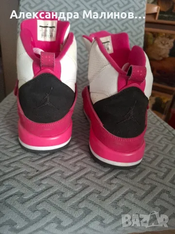 Оригинални маратонки Air Jordan Flight 45 High (Размер 40), снимка 2 - Маратонки - 56316407
