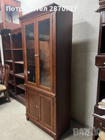 Салонен бюфет (витрина ) DREXEL HERITAGE, снимка 2 - Секции и витрини - 52072412