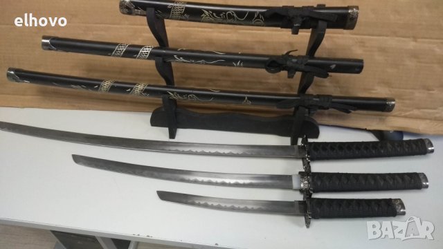 Декоративни самурайски мечове, три броя, снимка 8 - Други ценни предмети - 38917434