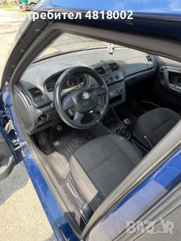 Лек автомобил Skoda Fabia , снимка 8 - Автомобили и джипове - 56128493