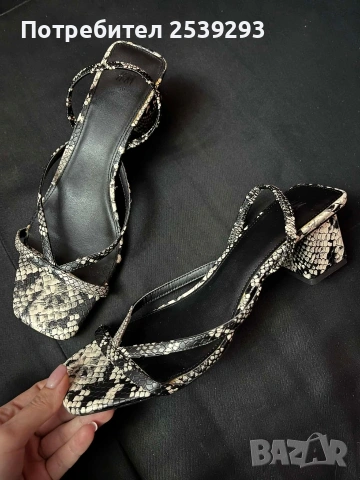 Сандали H&M Змийска кожа, снимка 3 - Сандали - 54164124