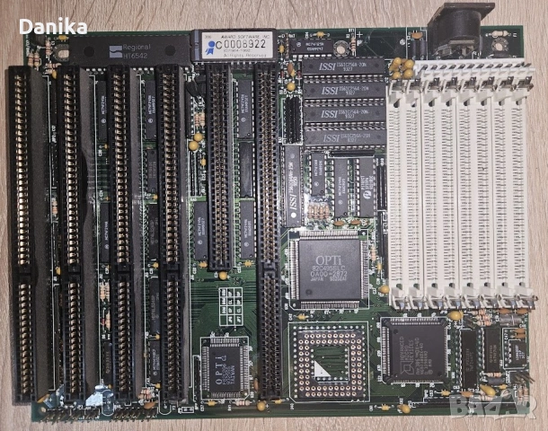 Работеща ретро дънна платка с процесор AMD Am 386 DX-40 MHz