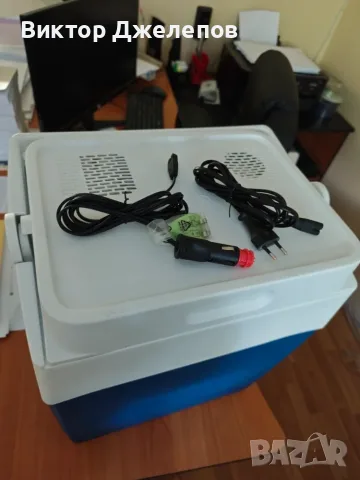 Електрическа хладилна чанта Mobicool MV30 AC/DC (12V / 230V) – 29L, снимка 2 - Хладилни чанти - 55795790