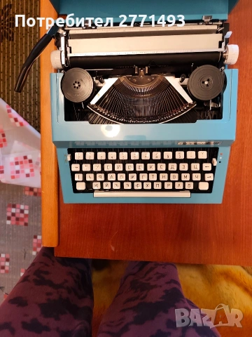 Перфектно запазена пишеща машина Марица 30