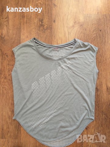 Nike Sportswear Burnout Tee - страхотна дамска тениска КАТО НОВА, снимка 10 - Тениски - 37158607