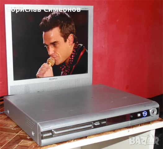 Philips DVDR 3300 H DVD рекордер 80GB, снимка 6 - Плейъри, домашно кино, прожектори - 48985127