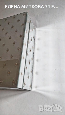 Луксозна голяма огледална кутия за бижута със златист декор "пчелички", снимка 6 - Други - 53990418