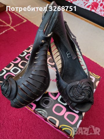 Сандали на ток, снимка 2 - Дамски обувки на ток - 37555556