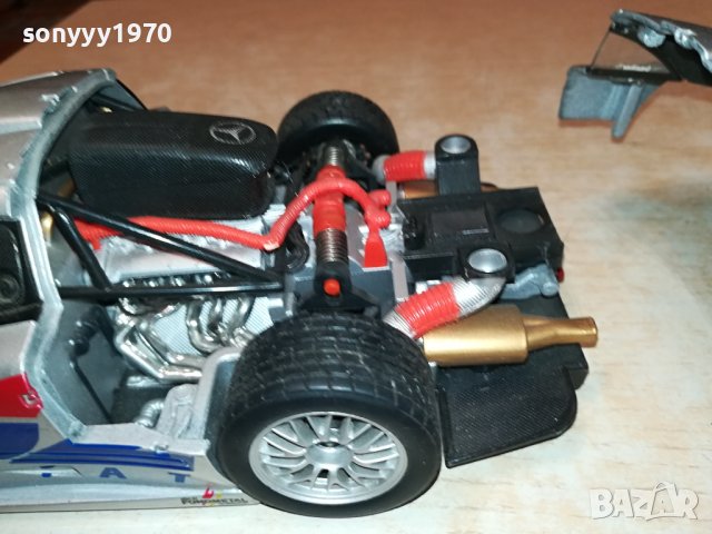МЕТАЛНА КОЛА 1/18 0411231619, снимка 9 - Колекции - 42851821