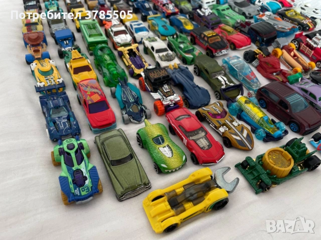 100 HOT WHEELS на символична цена!, снимка 4 - Коли, камиони, мотори, писти - 53259139