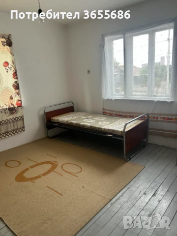 Продава се къща на центъра на две могили, снимка 2 - Къщи - 51012420