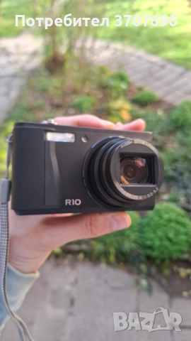 Компактен дигитален фотоапарат RICOH R10, снимка 4 - Фотоапарати - 52526301