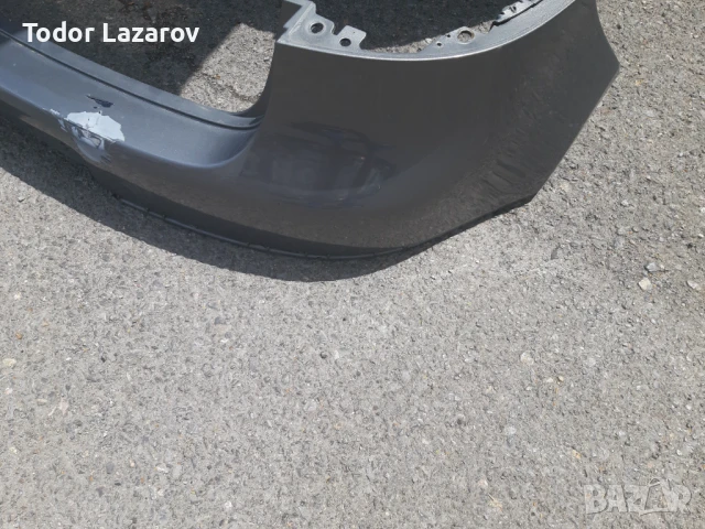 Задна броня тъмно сив металик голф 5, снимка 2 - Части - 51142818