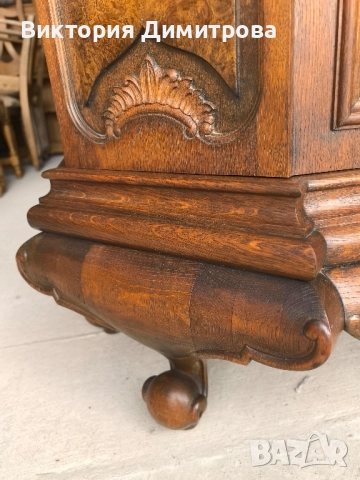 Витрина Chippendale , снимка 14 - Секции и витрини - 52081010