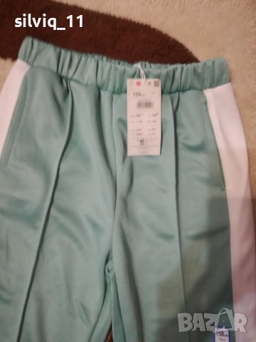 Уникален панталон Reserved+подарък , снимка 3 - Детски панталони и дънки - 36763331