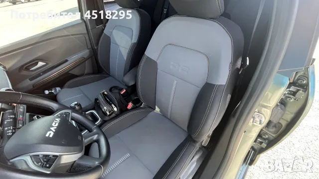 Дачия Сандеро Степуей, снимка 16 - Автомобили и джипове - 56450607