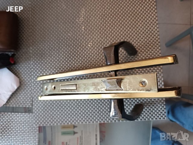 Месингова брава с дръжки, снимка 1 - Други - 38265323