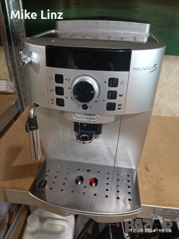 Delonghi ECAM 22.110 SB Magnifica S , снимка 1 - Кафемашини - 44726337