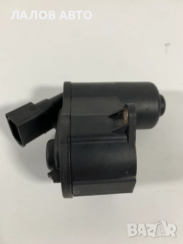 Задно ляво моторче ръчна спирачка Ауди А6 Ц6 Zadno lqvo motorche ruchna spirachka Audi A6 323229695