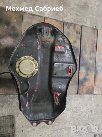 резервоар за сузуки катана, снимка 2 - Части - 52380836