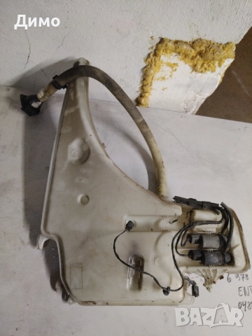 казанче течност за чистачки бмв е91 bmw e91, снимка 2 - Части - 51552699