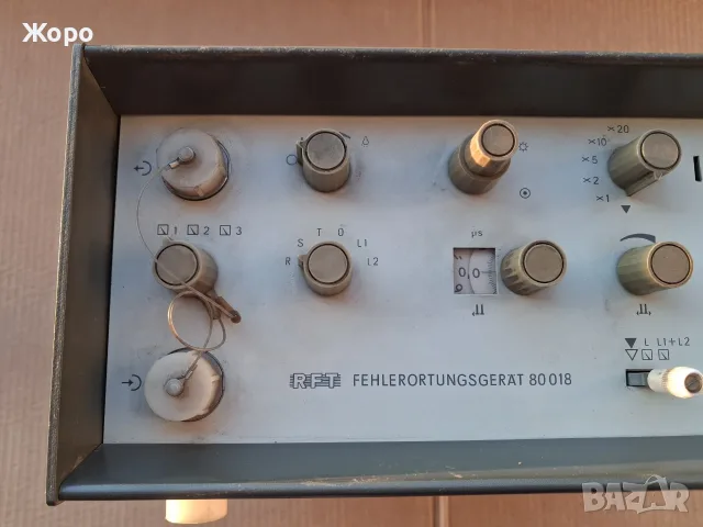Старинен осцилоскоп осцилограф 80те ГДР RFT, снимка 2 - Друга електроника - 56452697
