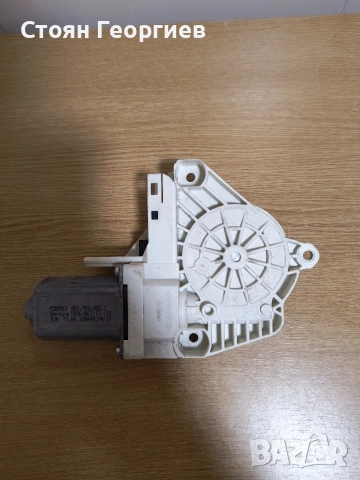 Мотор Електрически прозорец за предна врата Audi A1 8K0.959.802.C , снимка 3 - Части - 52794611