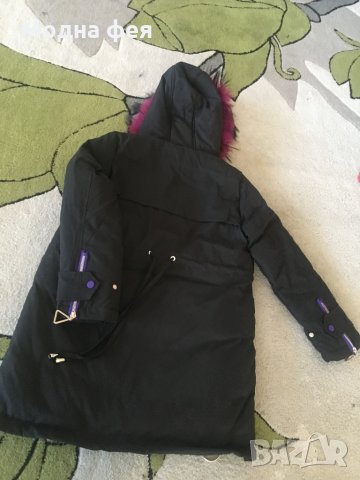 Детско яке с гъши пух 140 см. черно с лилава яка , надпис и ципове, снимка 4 - Детски якета и елеци - 30173220