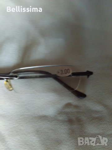 Диоптрични очила, с интересна форма +3, снимка 2 - Слънчеви и диоптрични очила - 38715066