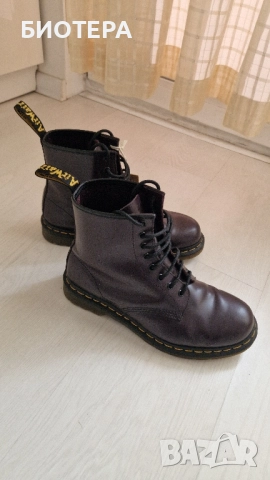 Оригинални Dr. Martens 1460 кожени боти – номер 42, класика, снимка 3 - Мъжки боти - 52183359