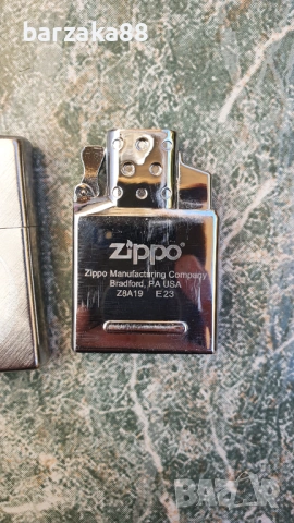 Газова запалка Зипо Zippo Вълк, снимка 5 - Запалки - 54283420