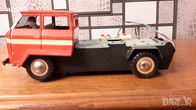 Тенекиено камионче има забележки , снимка 16 - Колекции - 47272228