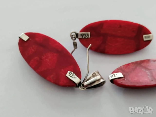 Сребърен комплект с червен корал, снимка 2 - Бижутерийни комплекти - 54211173