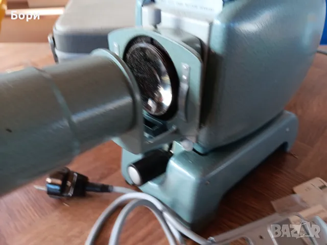 Leitz Prado Прожекционен апарат, снимка 8 - Плейъри, домашно кино, прожектори - 48101932