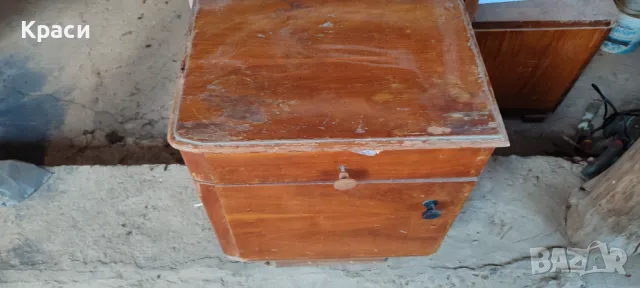 Нощно ретро шкафче. , снимка 2 - Шкафове - 48548636