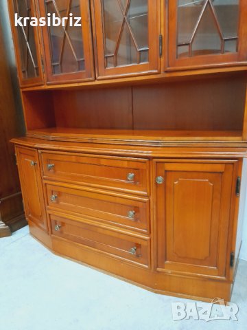 Масивна Витрина внос от Германия , снимка 7 - Секции и витрини - 42177423