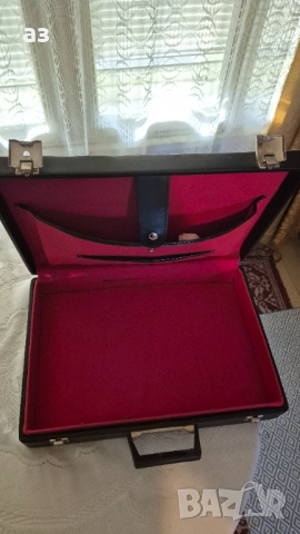 Кожено дипломатическо куфарче , снимка 8 - Куфари - 53008815