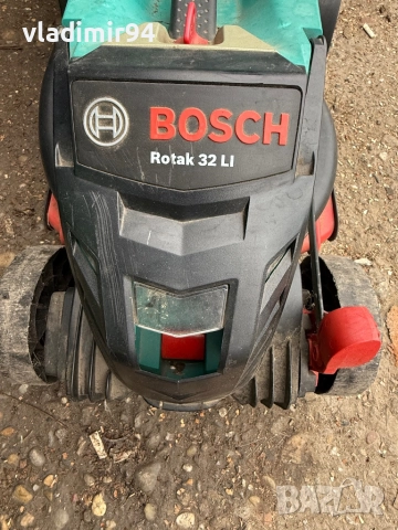 Bosch Rotak 32-Li 36V акумулаторна косачка, снимка 2 - Градинска техника - 52548005