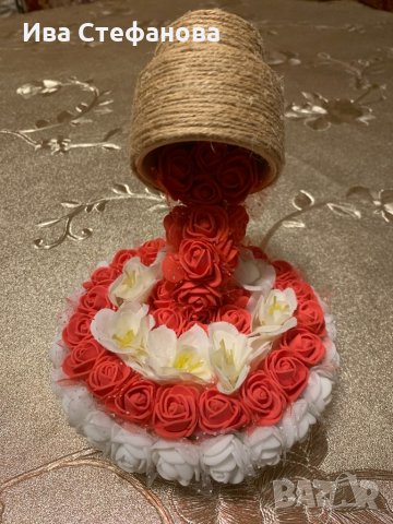 3D чаша от рози романтичен подарък за празника на влюбените Свети Валентин , снимка 1 - Подаръци за жени - 31498252