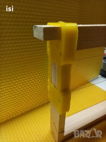 Рутови разделители Пластмаса Нов модел за пчелни рамки-пчеларски инвентар