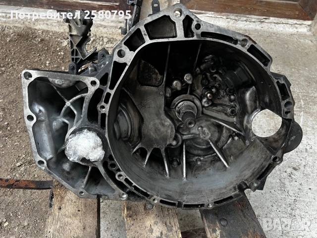 Скорости / Раздатка Нисан Х Трейл / Nisan Xtrail T30 2.2 114, снимка 2 - Части - 53140334