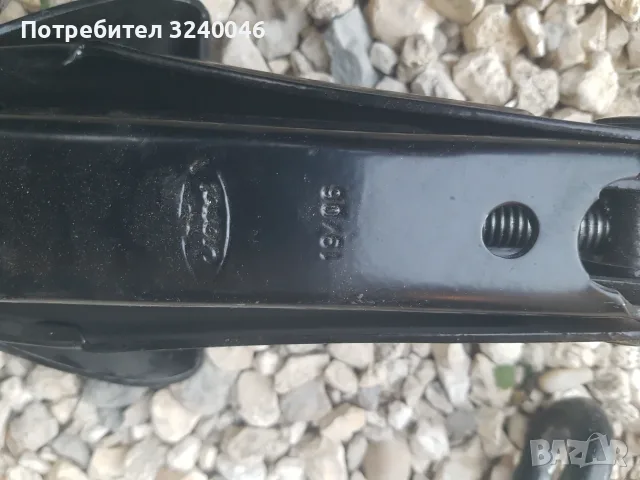 Оригинален Крик за бус  FORD TRANSIT, снимка 2 - Аксесоари и консумативи - 56320808
