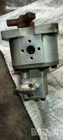 Хидравлична помпа сдвоена А95Х/А25Х Договаряне , снимка 4 - Други машини и части - 49385400
