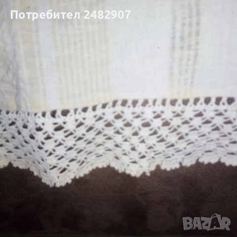 Ленен чаршаф с дантела