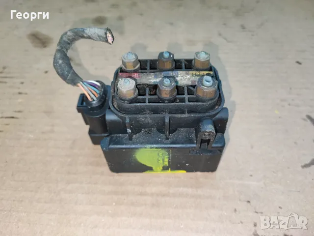 Разпределител за въздушно окачване , клапан и airmatic от Мерцедес, снимка 7 - Части - 47906057