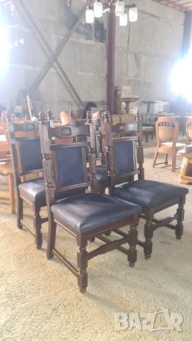 масивни столове с велурена дамаска внос от Европа