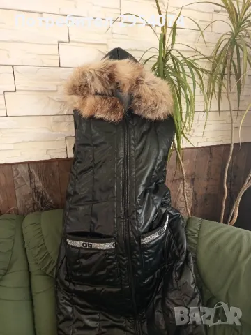 елек от кожа и естествен косъм  по качулката, снимка 1