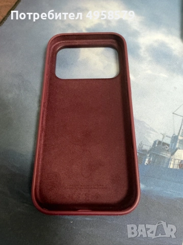 Оригинален силиконов кейс Apple BURGUNDY - за iPhone 17/18 Pro, снимка 2 - Калъфи, кейсове - 56210803
